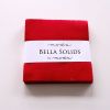 Charm Pack "Bella Solids" - Christmas Red 16