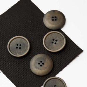 Mind the Maker Blaze Corozo Knopf 28mm - Black