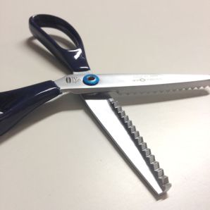 PREMAX Zackenschere - 210mm