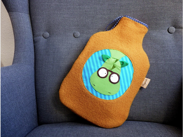 Wärmflaschenhülle mit Guckloch